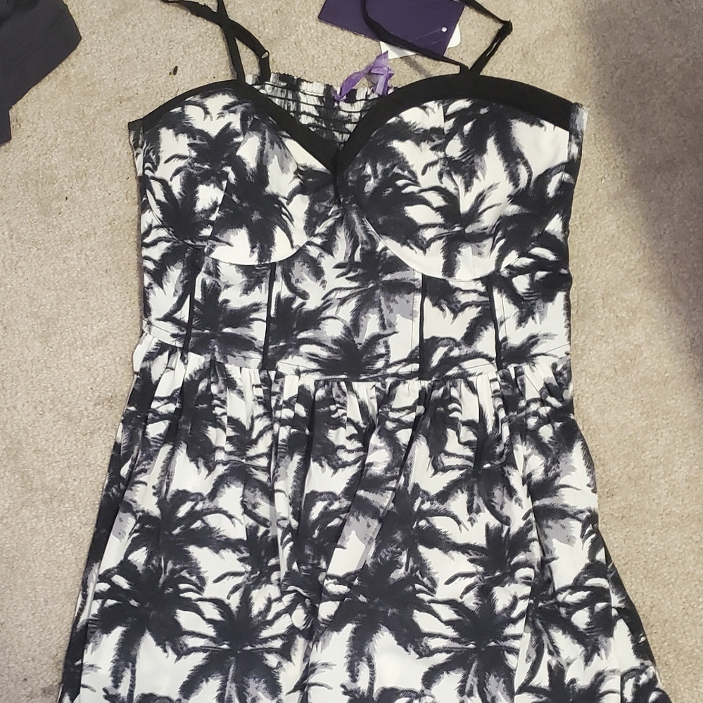 🛍BOGO NWT Spaghetti strap Sears dress for summer